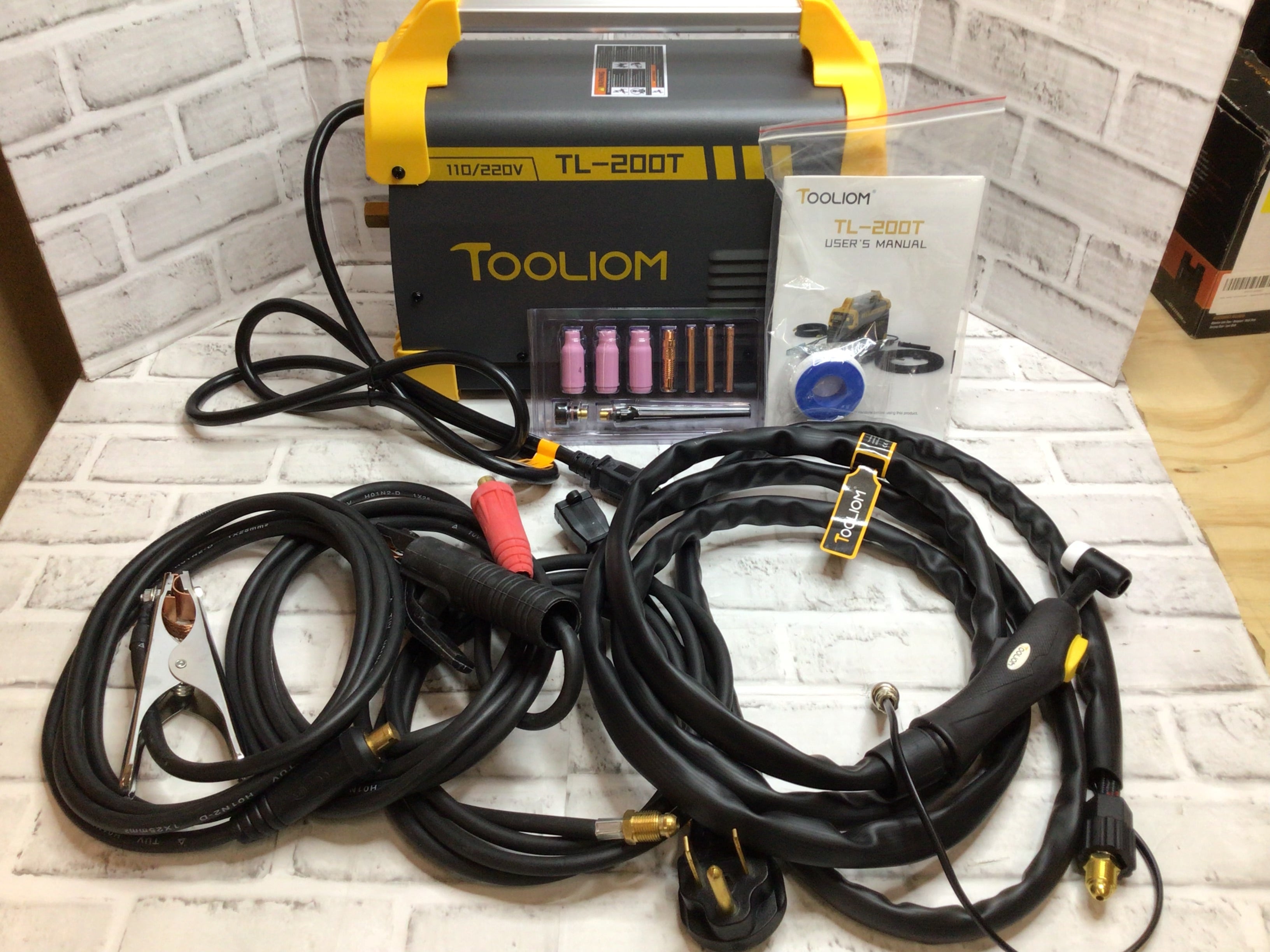 Tooliom TIG/Stick High Frequency Dual Voltage TL-200T 2 in 1 Welding Machine (8088388501742)